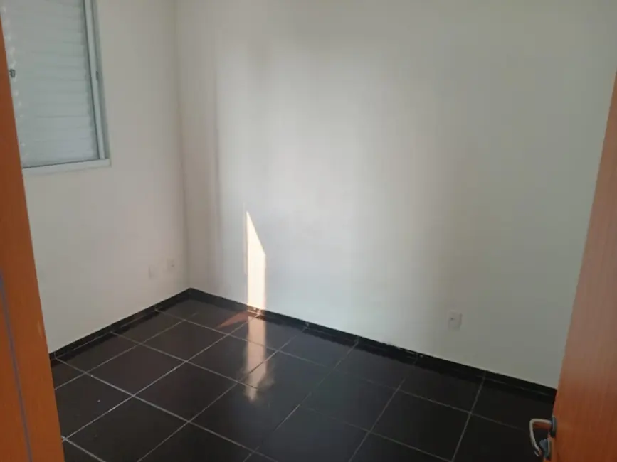 Foto 6 de Apartamento com 2 quartos à venda, 42m2 em Parque Bandeirantes, Taubate - SP