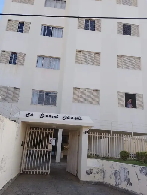 Foto 1 de Apartamento com 2 quartos à venda, 66m2 em Centro, Taubate - SP