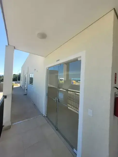 Foto 3 de Apartamento com 2 quartos à venda, 44m2 em Granjas Santa Terezinha, Taubate - SP