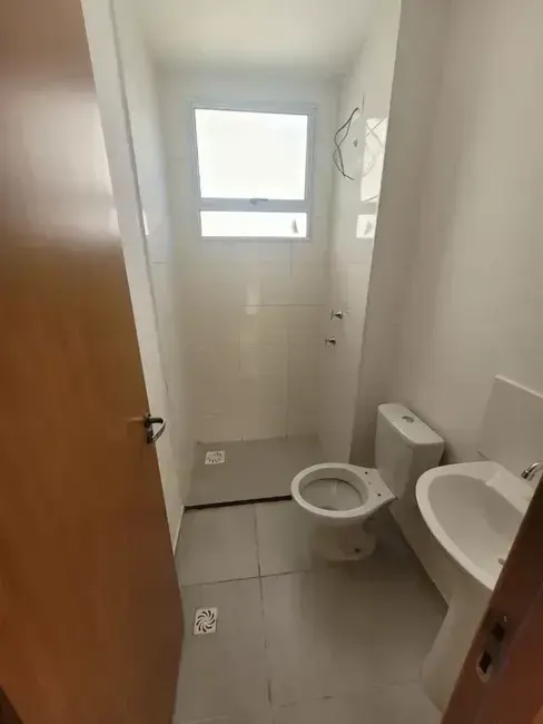 Foto 8 de Apartamento com 2 quartos à venda, 44m2 em Granjas Santa Terezinha, Taubate - SP