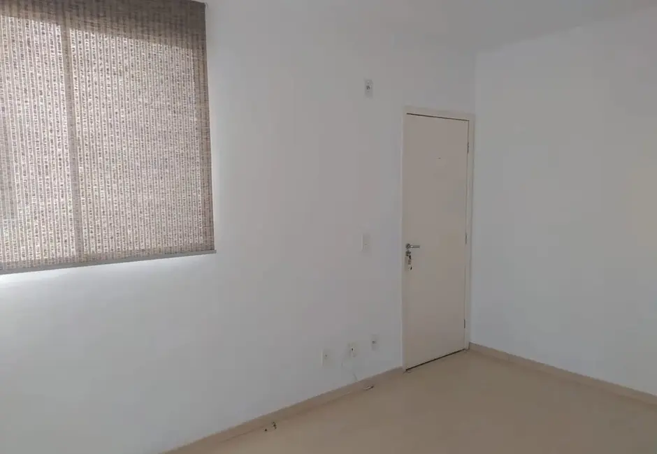 Foto 5 de Apartamento com 2 quartos à venda, 46m2 em Residencial Sítio Santo Antônio, Taubate - SP