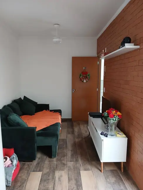 Foto 1 de Apartamento com 2 quartos à venda, 50m2 em Granjas Santa Terezinha, Taubate - SP