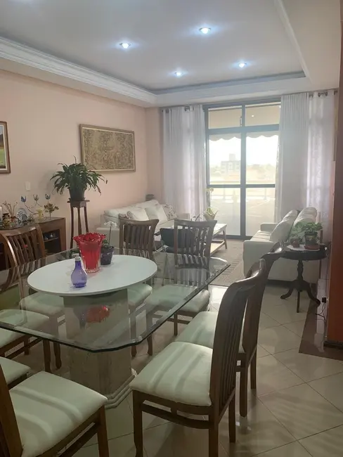 Foto 1 de Apartamento com 2 quartos à venda, 130m2 em Centro, Pindamonhangaba - SP