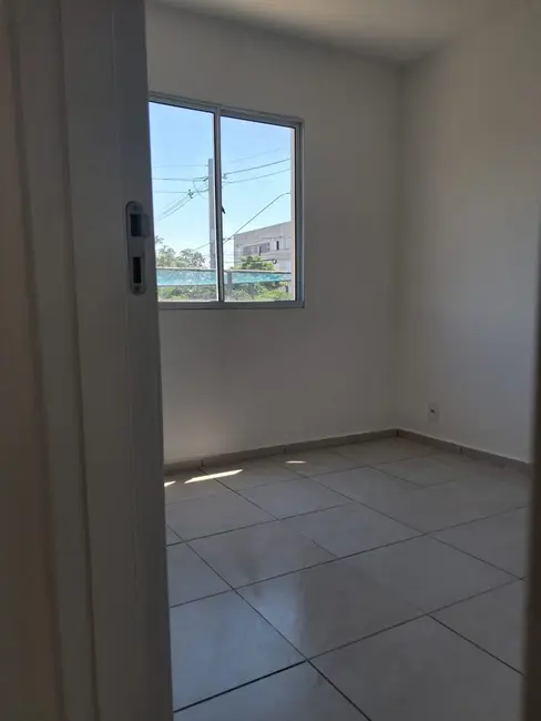 Foto 3 de Apartamento com 2 quartos à venda, 42m2 em Pindamonhangaba - SP