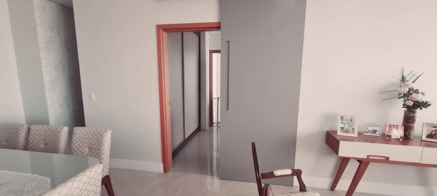 Foto 7 de Apartamento com 3 quartos à venda, 155m2 em Vila Edmundo, Taubate - SP