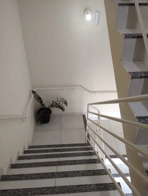 Foto 2 de Apartamento com 2 quartos à venda, 58m2 em Pindamonhangaba - SP
