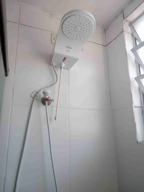 Foto 2 de Apartamento com 2 quartos à venda, 42m2 em Crispim, Pindamonhangaba - SP