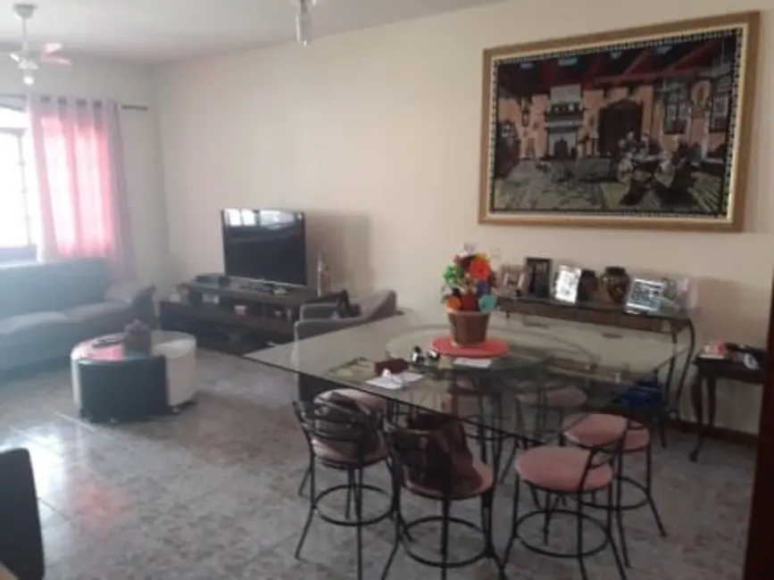 Foto 8 de Casa com 3 quartos à venda, 225m2 em Crispim, Pindamonhangaba - SP