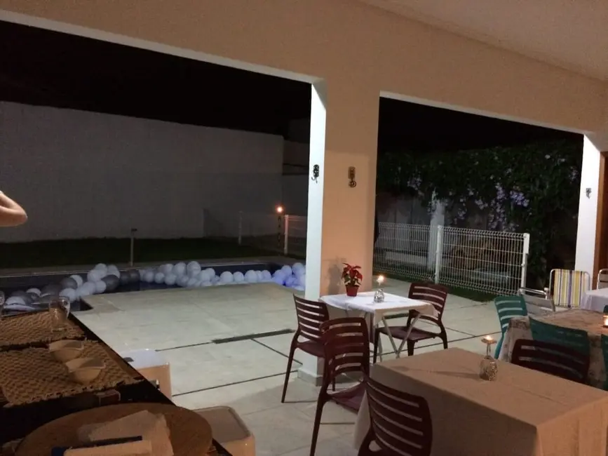 Foto 4 de Sobrado com 3 quartos à venda, 200m2 em Pindamonhangaba - SP
