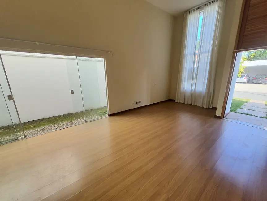Foto 7 de Casa com 3 quartos à venda, 150m2 em Pindamonhangaba - SP