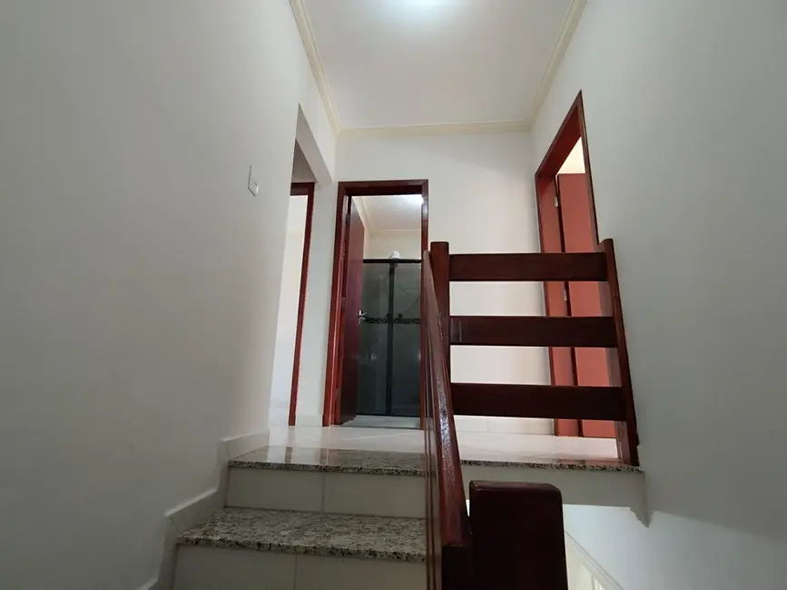 Foto 7 de Sobrado com 3 quartos à venda, 215m2 em Alto do Cardoso, Pindamonhangaba - SP