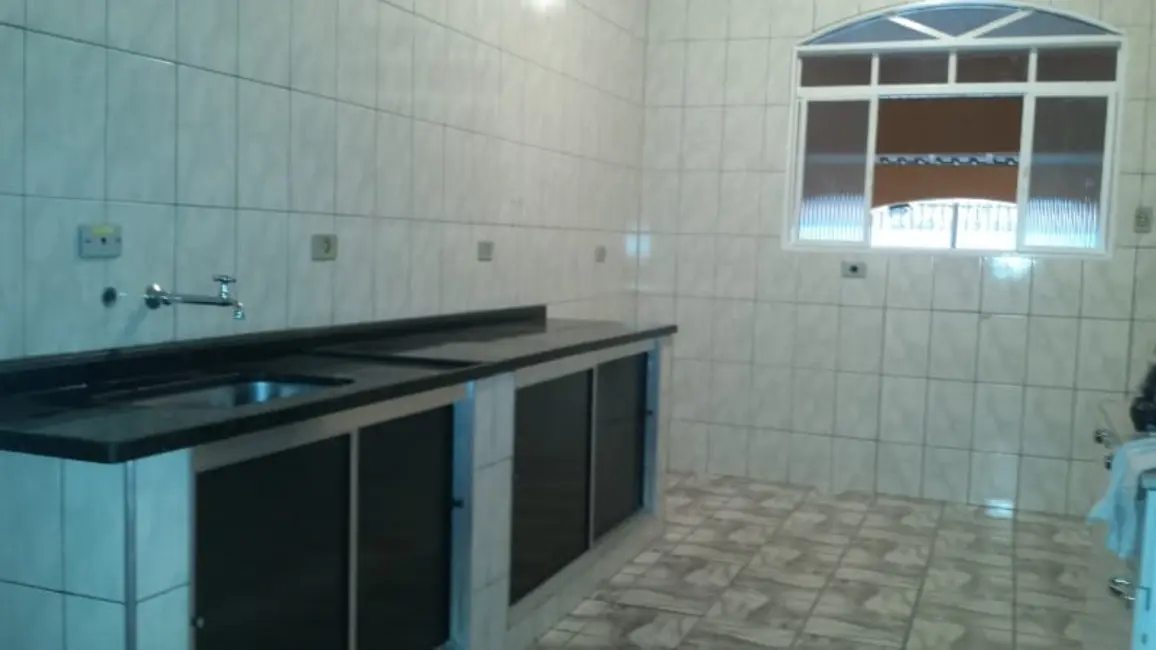 Foto 7 de Sobrado com 4 quartos à venda, 278m2 em Pindamonhangaba - SP