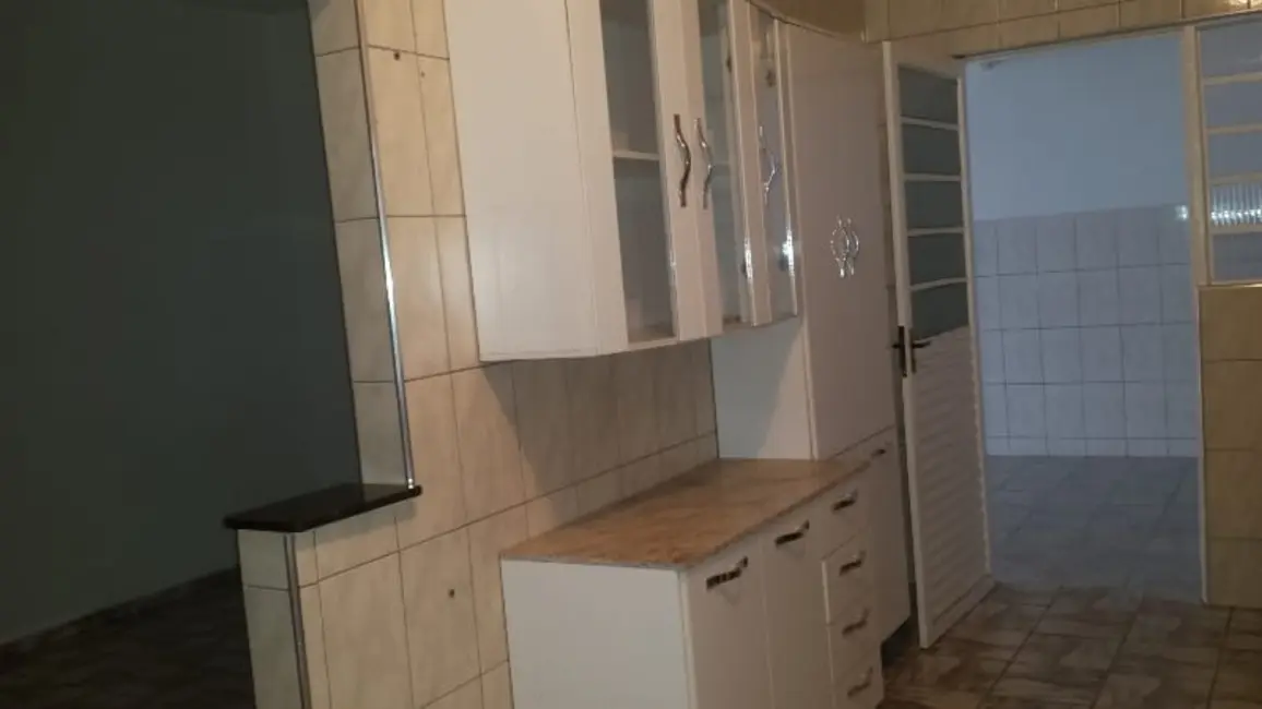 Foto 5 de Sobrado com 4 quartos à venda, 278m2 em Pindamonhangaba - SP