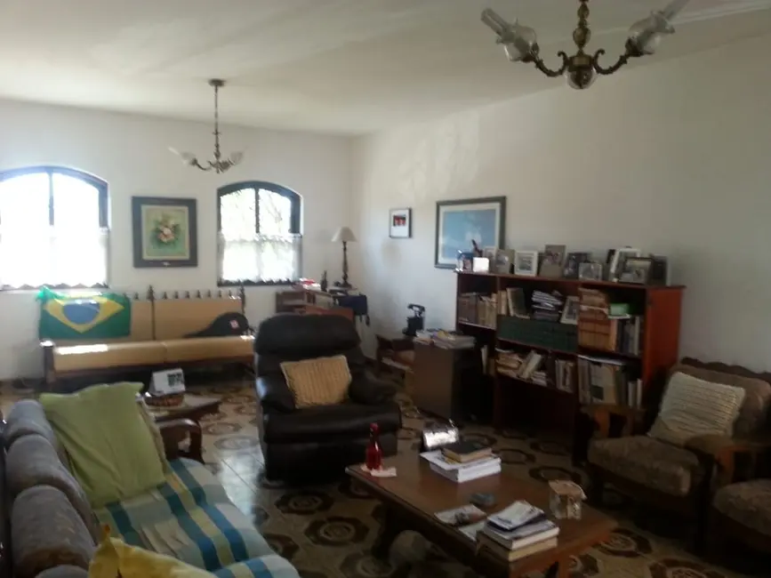 Foto 6 de Casa com 3 quartos à venda, 280m2 em Pindamonhangaba - SP