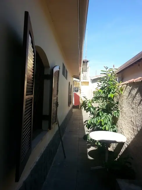 Foto 4 de Casa com 3 quartos à venda, 280m2 em Pindamonhangaba - SP