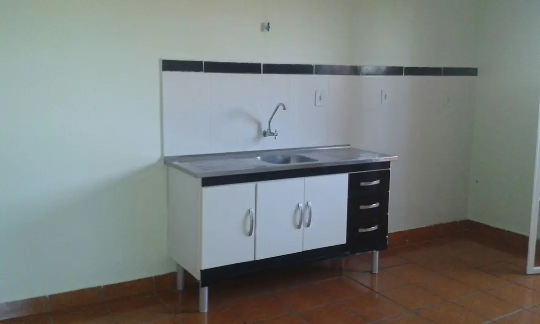 Casa com 3 quartos à venda, 250m2 em Pindamonhangaba - SP - imagem 6 Foto 6 de Casa com 3 quartos à venda, 250m2 em Pindamonhangaba - SP