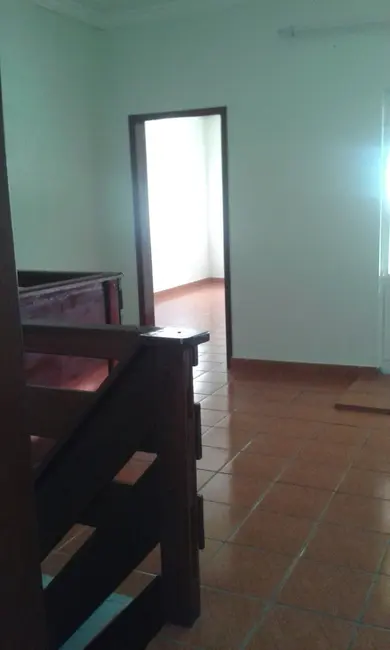 Casa com 3 quartos à venda, 250m2 em Pindamonhangaba - SP - imagem 4 Foto 4 de Casa com 3 quartos à venda, 250m2 em Pindamonhangaba - SP