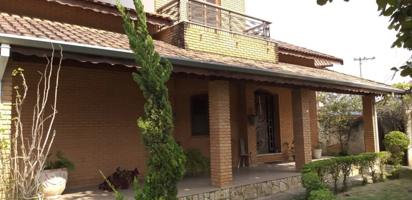 Foto 4 de Casa com 3 quartos à venda e para alugar em Centro, Tremembe - SP