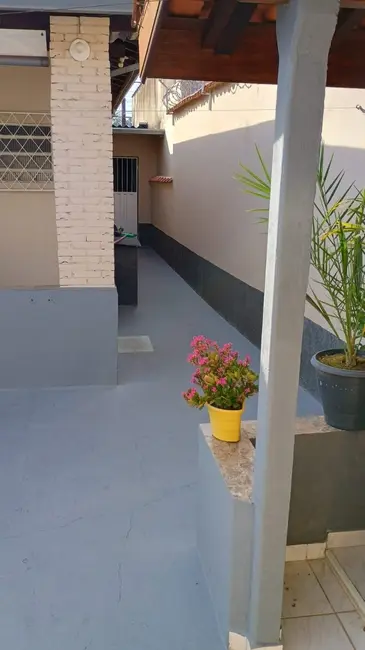 Foto 9 de Casa com 2 quartos à venda, 182m2 em Parque Senhor do Bonfim, Taubate - SP