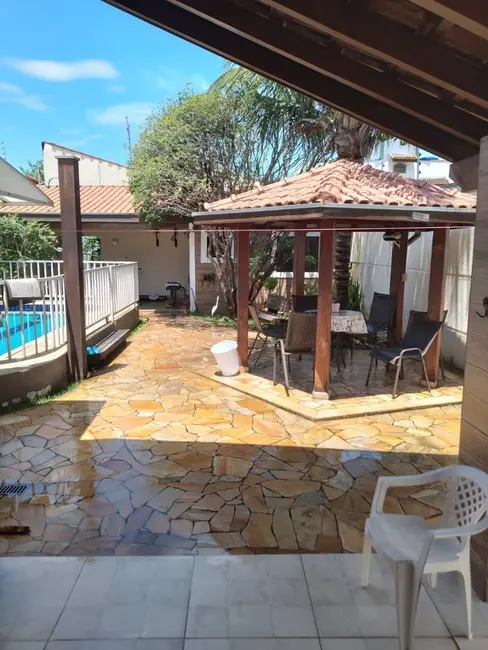 Foto 5 de Casa com 2 quartos à venda, 215m2 em Loteamento Residencial Andrade, Pindamonhangaba - SP