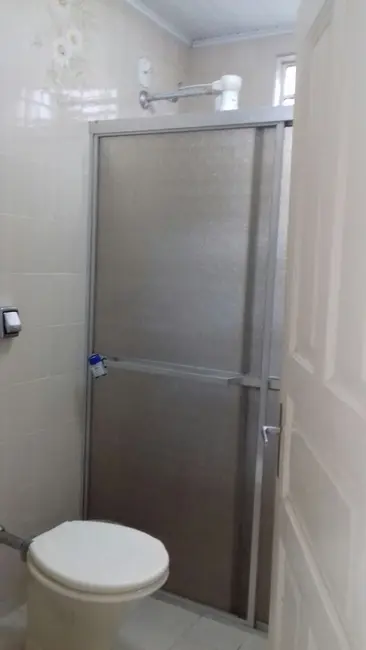 Sobrado com 4 quartos à venda, 125m2 em Centro, Aparecida - SP - imagem 6 Foto 6 de Sobrado com 4 quartos à venda, 125m2 em Centro, Aparecida - SP