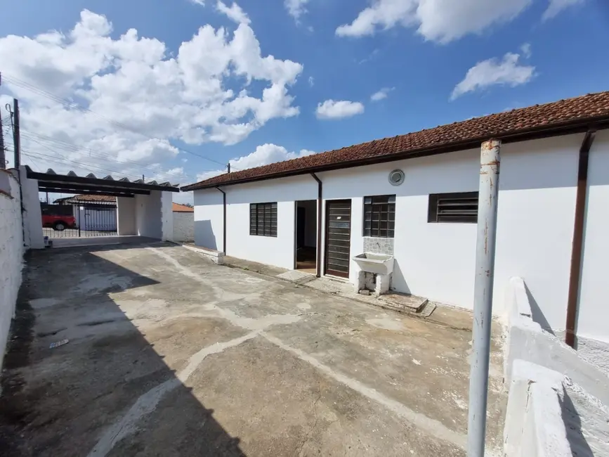 Foto 3 de Casa com 2 quartos à venda, 70m2 em Parque São Domingos, Pindamonhangaba - SP