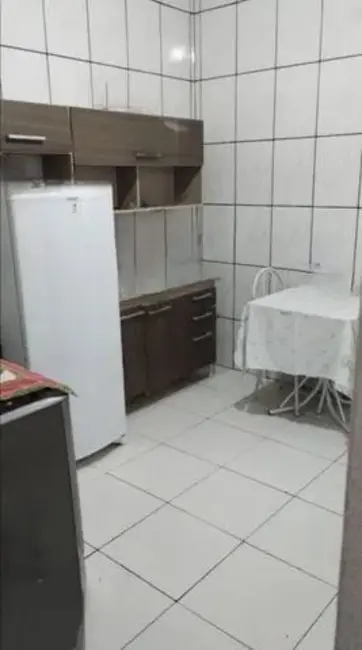 Foto 7 de Casa com 2 quartos à venda, 195m2 em Parque São Domingos, Pindamonhangaba - SP