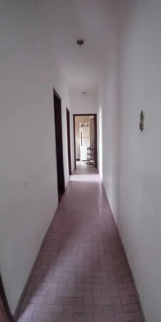 Foto 4 de Casa com 2 quartos à venda, 176m2 em Campinho, Guaratingueta - SP