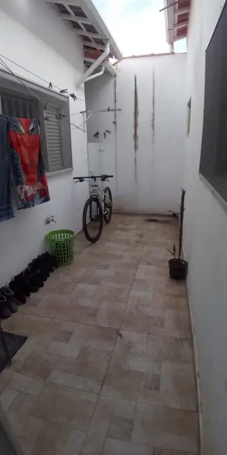 Foto 6 de Casa com 2 quartos à venda, 176m2 em Campinho, Guaratingueta - SP