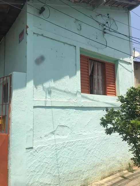 Casa à venda, 300m2 em Aparecida - SP - imagem 2 Foto 2 de Casa à venda, 300m2 em Aparecida - SP