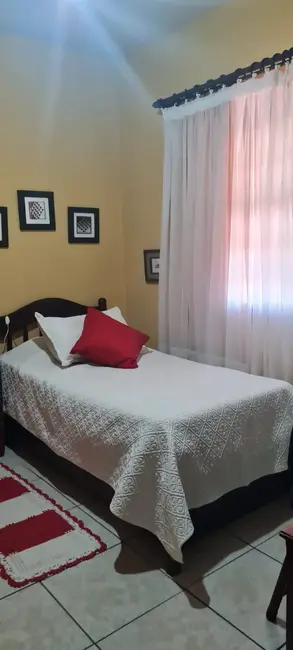 Foto 4 de Casa com 3 quartos à venda, 158m2 em Jardim Rosely, Pindamonhangaba - SP