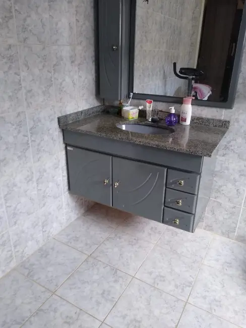 Casa com 2 quartos à venda, 87m2 em Residencial e Comercial Cidade Jardim, Pindamonhangaba - SP - imagem 1 Foto 1 de Casa com 2 quartos à venda, 87m2 em Residencial e Comercial Cidade Jardim, Pindamonhangaba - SP