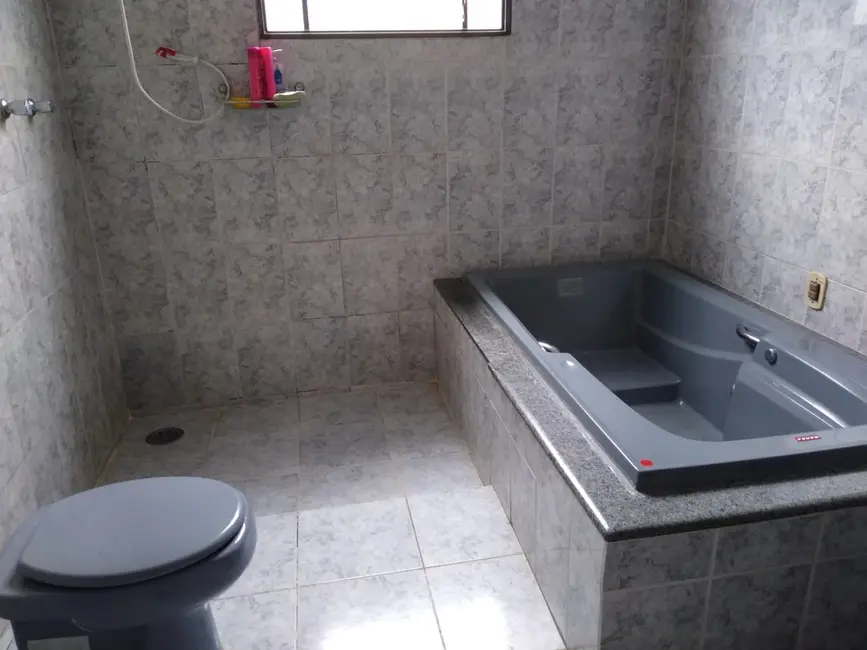 Foto 2 de Casa com 2 quartos à venda, 87m2 em Residencial e Comercial Cidade Jardim, Pindamonhangaba - SP