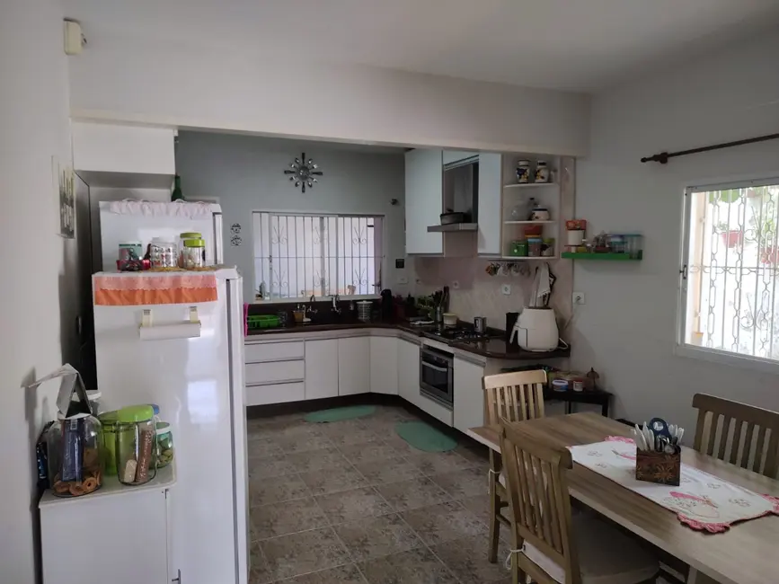 Foto 8 de Casa com 3 quartos à venda, 113m2 em Vila São Geraldo, Taubate - SP