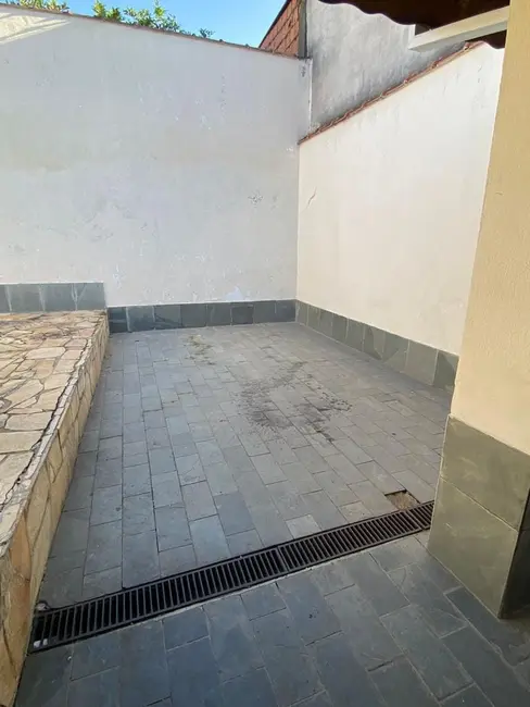 Foto 6 de Casa com 4 quartos à venda, 183m2 em Jardim das Bandeiras, Taubate - SP