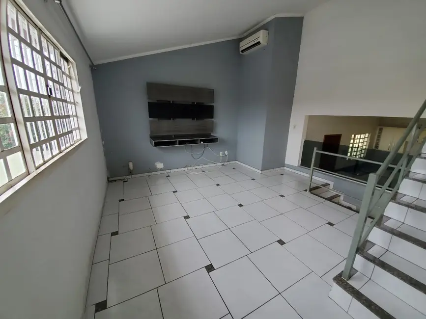 Foto 8 de Sobrado com 3 quartos à venda, 150m2 em Jardim das Monções, Taubate - SP