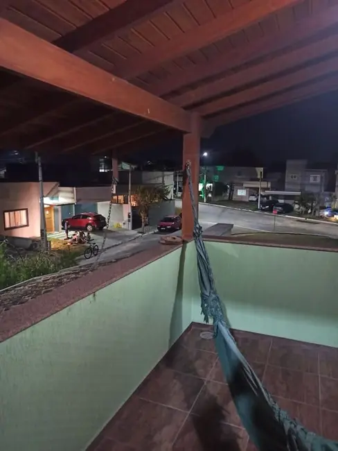 Foto 8 de Sobrado com 3 quartos à venda, 272m2 em Tremembe - SP