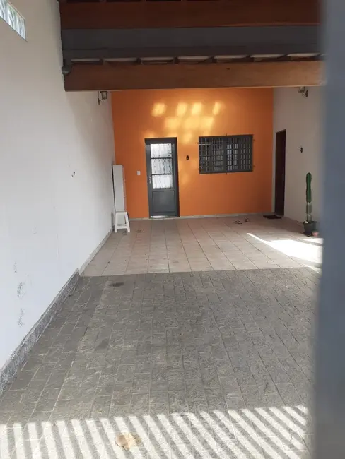 Foto 3 de Casa com 3 quartos à venda, 258m2 em São Benedito, Pindamonhangaba - SP