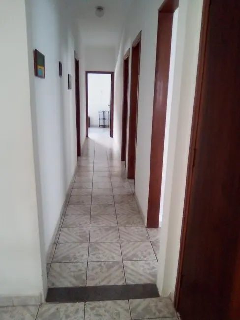 Foto 8 de Casa com 3 quartos à venda, 258m2 em São Benedito, Pindamonhangaba - SP