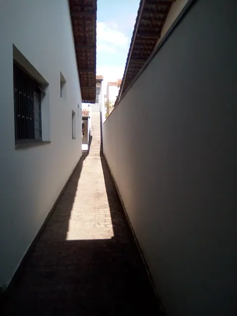 Foto 6 de Casa com 3 quartos à venda, 258m2 em São Benedito, Pindamonhangaba - SP