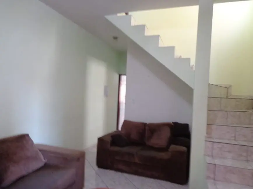 Foto 1 de Casa com 2 quartos à venda, 120m2 em Pindamonhangaba - SP