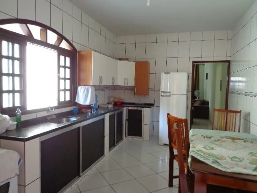 Foto 4 de Casa com 2 quartos à venda, 120m2 em Pindamonhangaba - SP