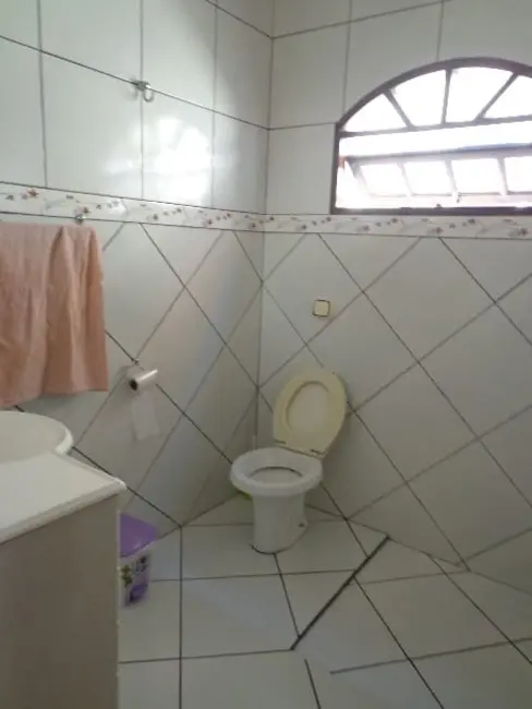 Foto 3 de Casa com 2 quartos à venda, 120m2 em Pindamonhangaba - SP