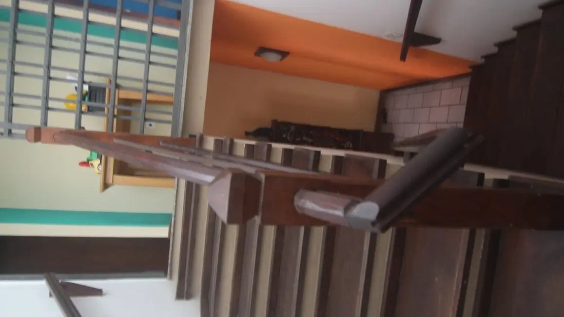 Foto 4 de Sobrado com 3 quartos à venda, 239m2 em Pindamonhangaba - SP