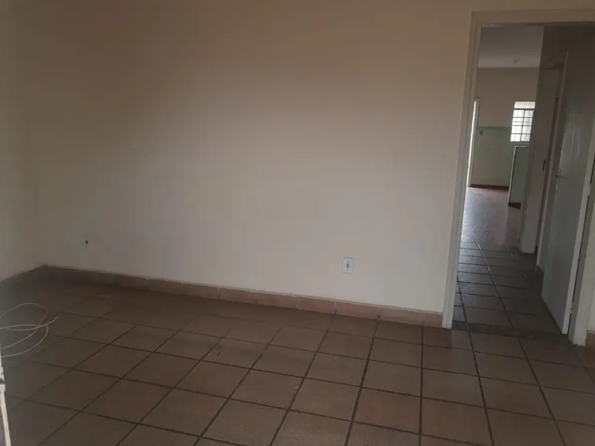 Foto 6 de Casa com 2 quartos à venda, 118m2 em Vila Santos, Cacapava - SP