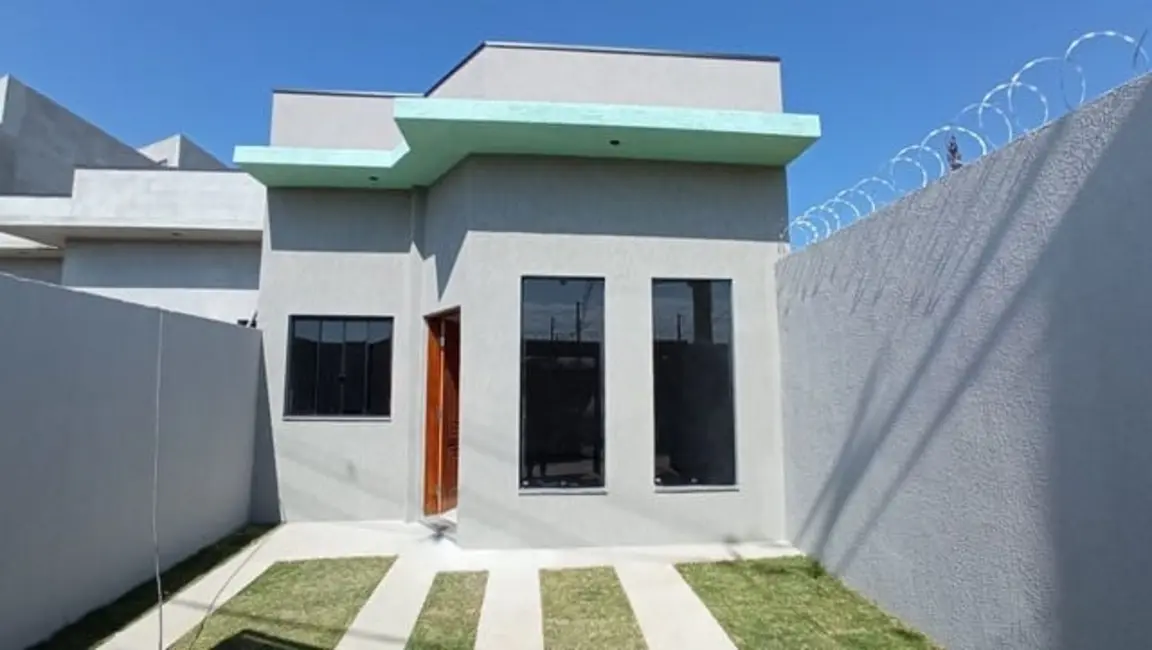 Foto 1 de Casa com 3 quartos à venda, 82m2 em Piracangaguá, Taubate - SP