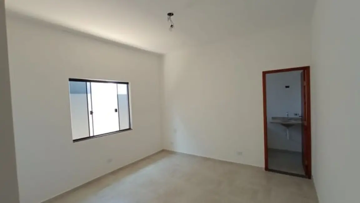 Foto 4 de Casa com 3 quartos à venda, 82m2 em Piracangaguá, Taubate - SP