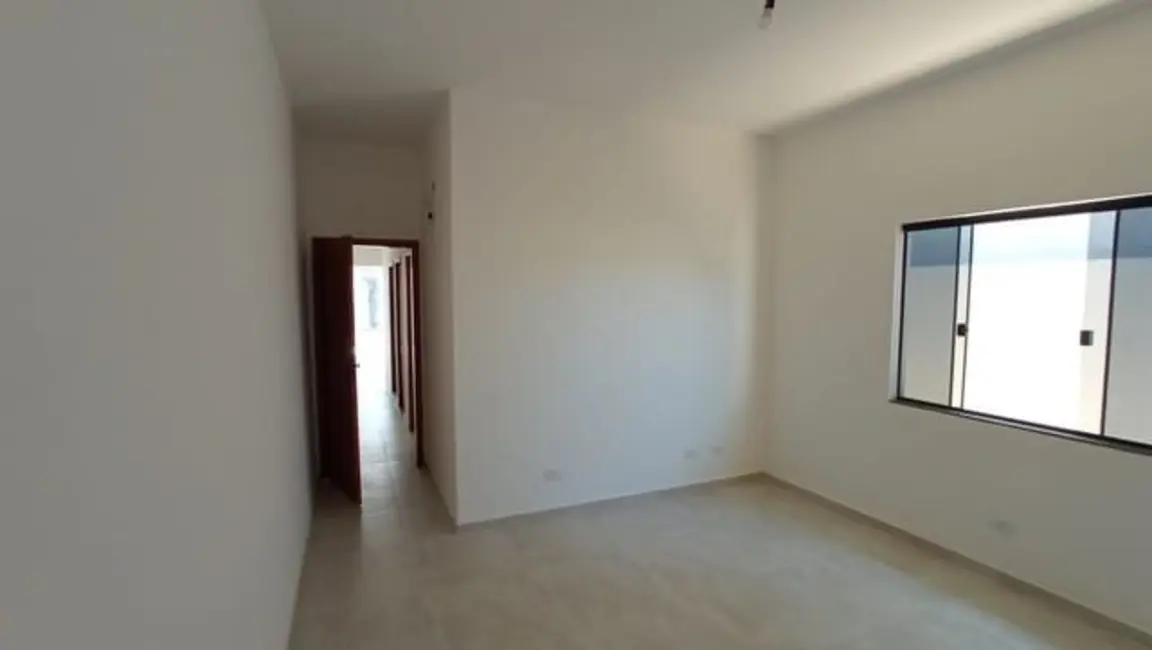 Foto 5 de Casa com 3 quartos à venda, 82m2 em Piracangaguá, Taubate - SP