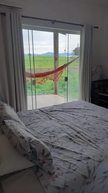 Foto 8 de Sobrado com 4 quartos à venda, 245m2 em Pindamonhangaba - SP