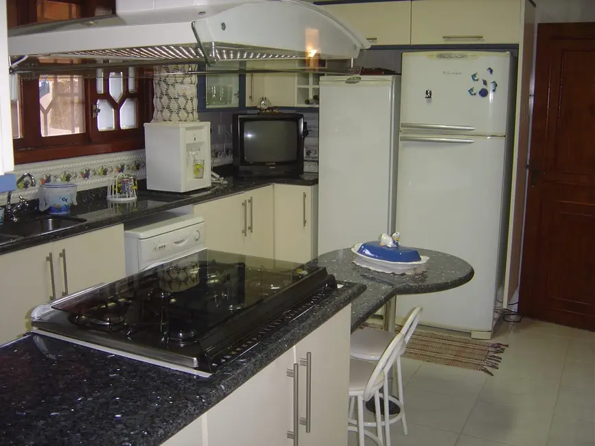 Foto 7 de Casa com 5 quartos à venda, 450m2 em Capricórnio I, Caraguatatuba - SP